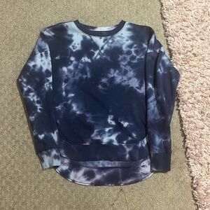 Women’s small, blue tie dye crew next sweatshirt! Willing to negotiate price😁